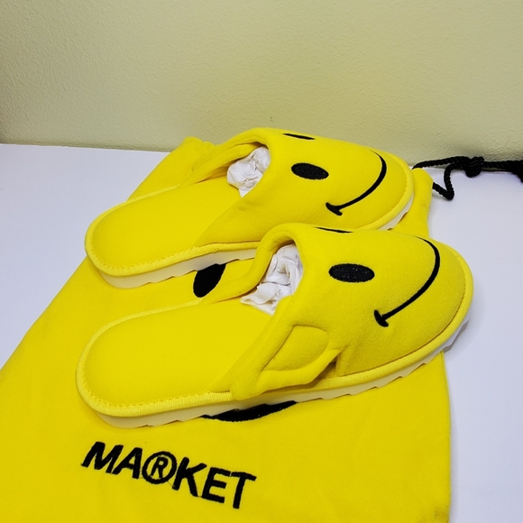 Market Smiley Slippers New In Bag Yellow Happy Vintage 1971 NEW! - Picture 6 of 8